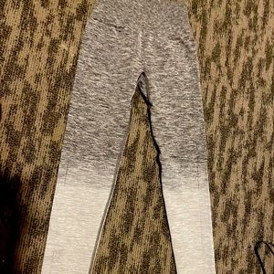 LULULEMON Ombré Leggings